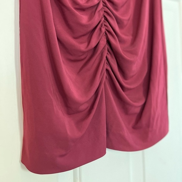 NWT Aritzia Talula Ruched Cordovan Mini Skirt Small - Picture 5 of 16